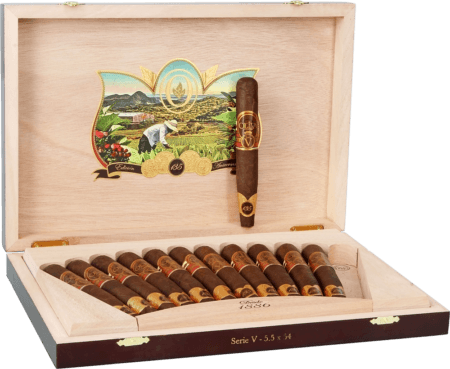 Oliva | Serie V 135 Aniversario