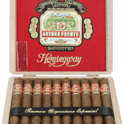 Arturo Fuente | Hemingway Signature (Natural)