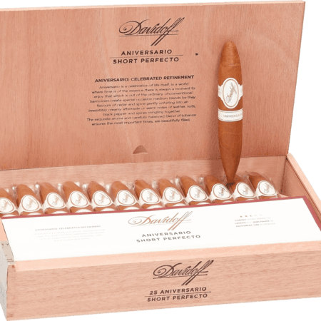 Davidoff | Aniversario Short Perfecto